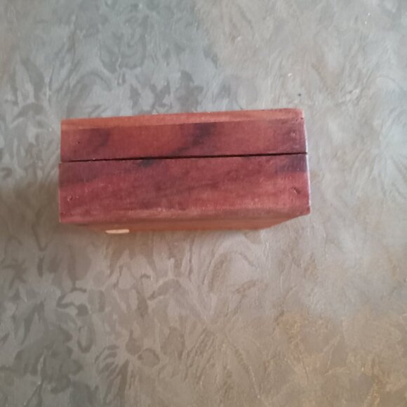 Vintage uniquely designed wooden men's jewellery box or trinket box - Picture 3 of 4